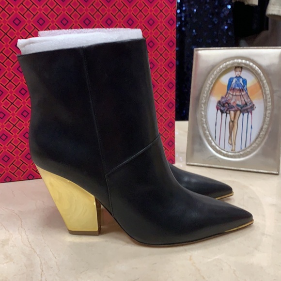 TORY BURCH LILA BLACK CALF LEATHER ANKLE BOOTIE WITH A GOLD SLANTED BLOCK HEEL - Picture 11 of 11